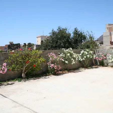 Libeccio E Blu Marino アパート *