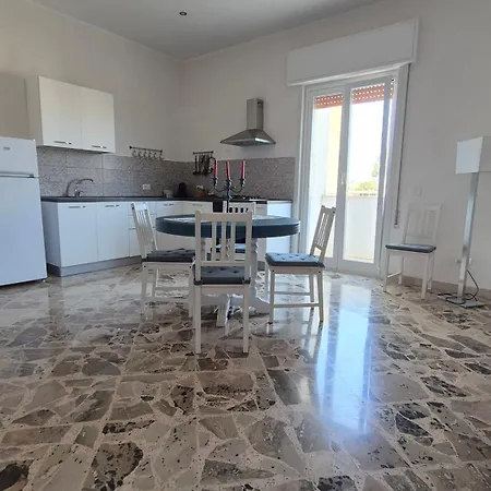 Libeccio E Blu Marino アパート *