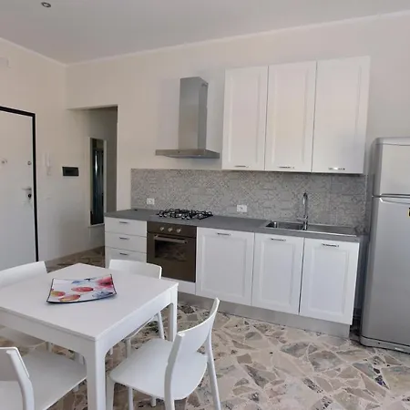 Apartment Angolo Del Mare - Libeccio E Blu Marino