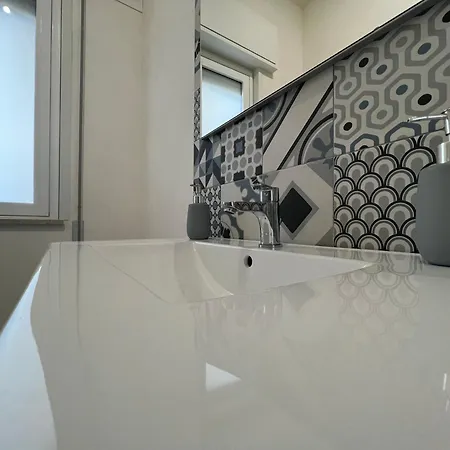 Libeccio E Blu Marino * Φαβινιάνα