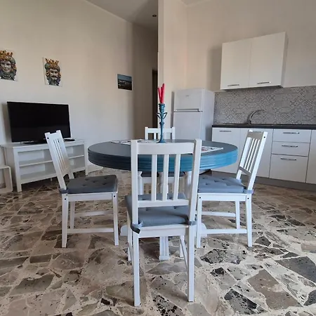 Διαμέρισμα Libeccio E Blu Marino *